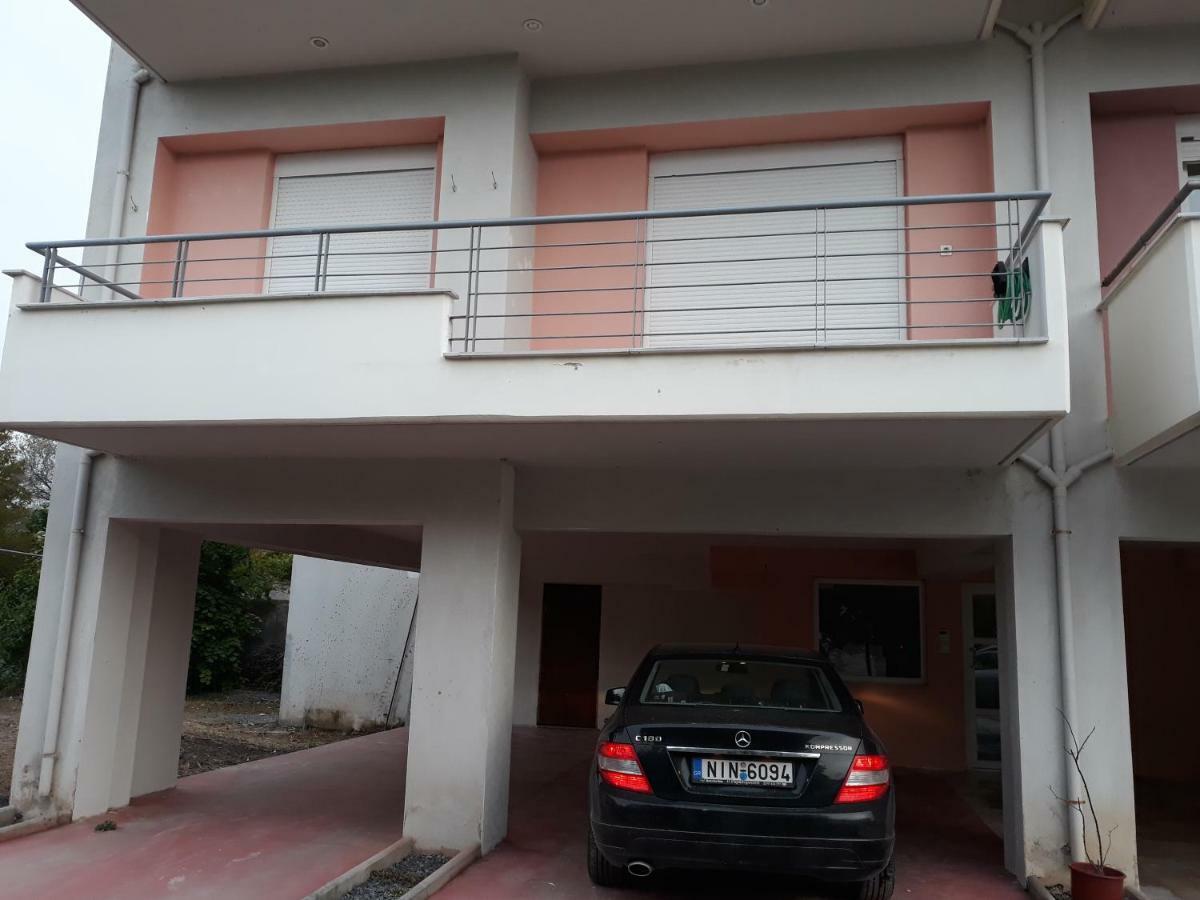 Tassos Apartment Неа Миханиона Екстериор снимка