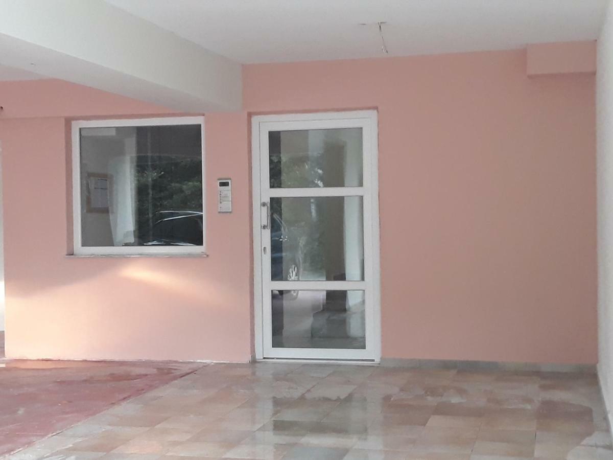Tassos Apartment Неа Миханиона Екстериор снимка