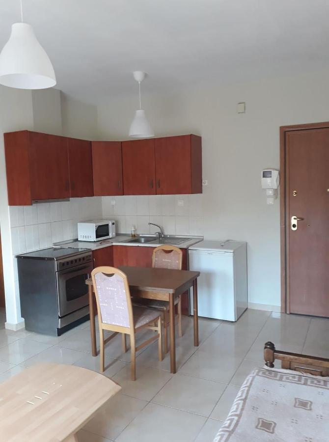 Tassos Apartment Неа Миханиона Екстериор снимка